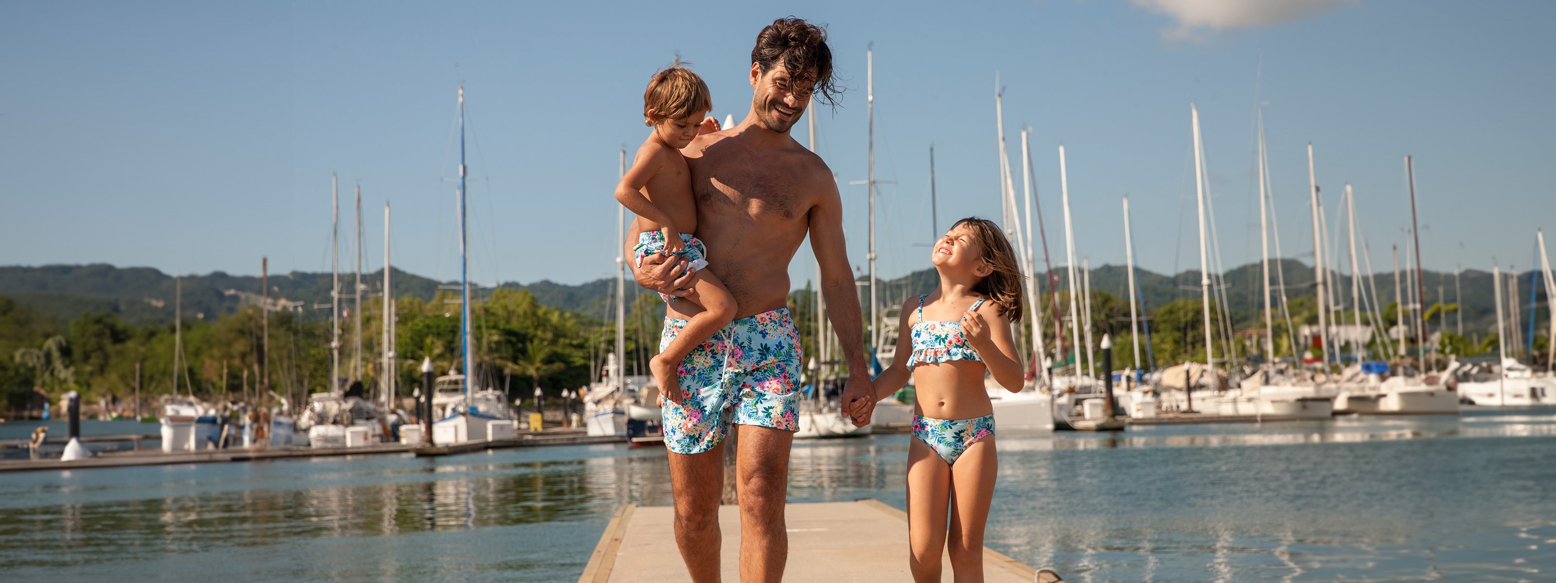 98 Coast Av. USA | Swimsuits, Beachwear and Accessories for All